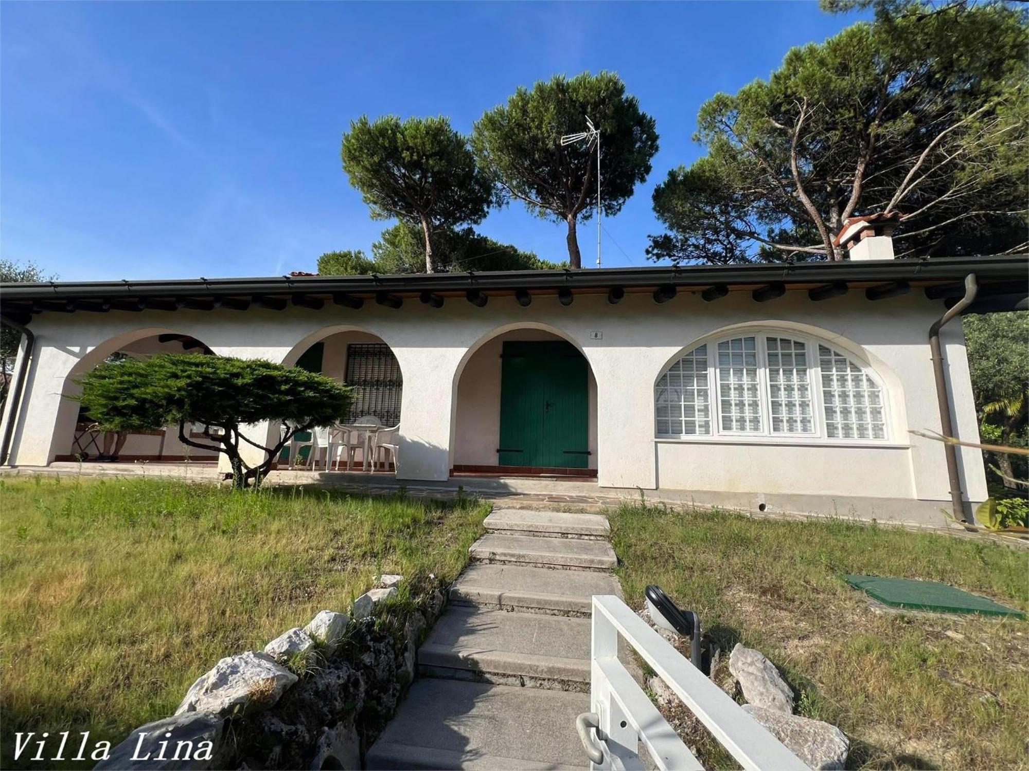 Casa Bianca Village Apartments Lignano Sabbiadoro Exterior foto